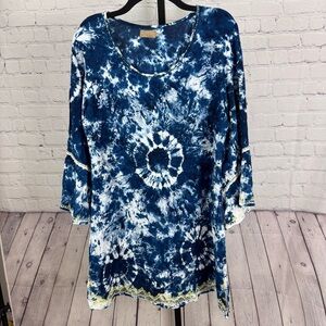 Skemo Blue and White Tie Dye Bell Sleeve Swim Cover Up/Dress Size Medium